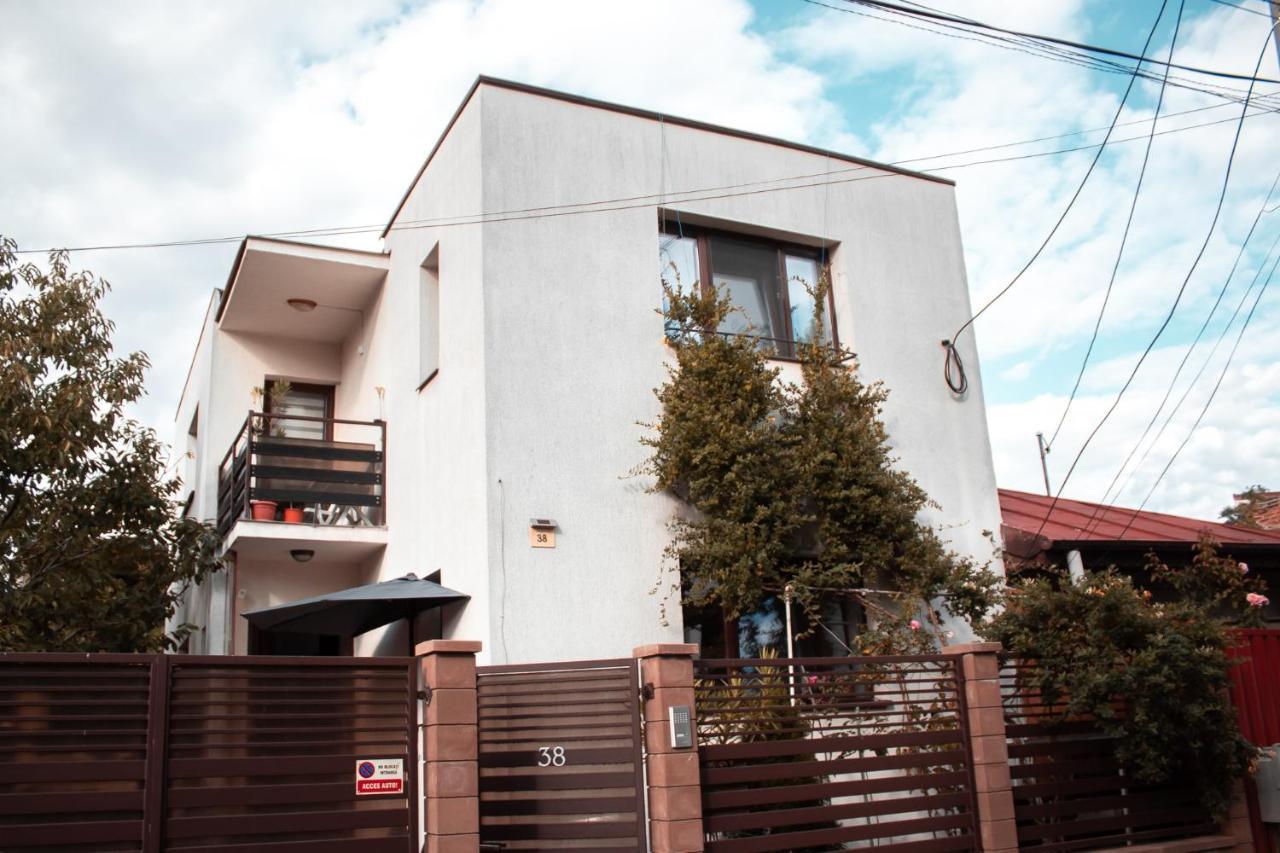 Villa 38 Silviu Apartment بوخارست المظهر الخارجي الصورة